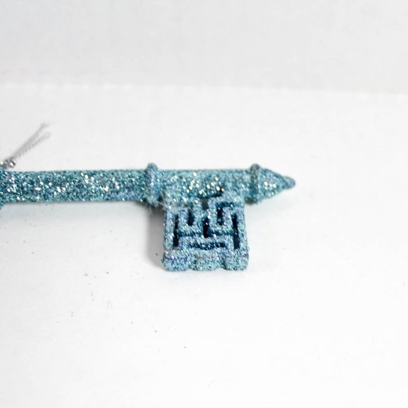 🎄Retro Aesthetic Blue Glitter Butterfly and Key Christmas Tree Ornaments Decor - Picture 5 of 5